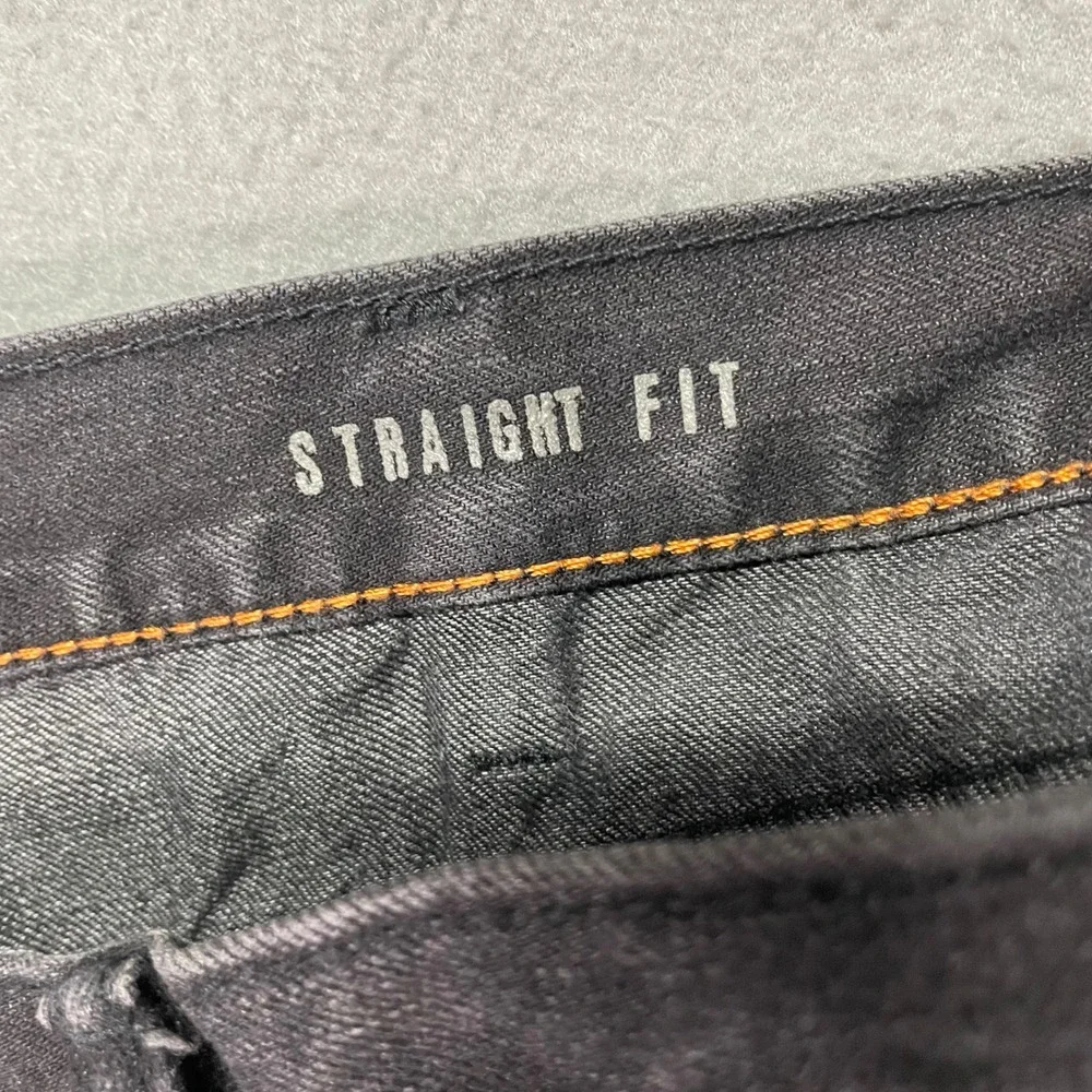Dockers Mens‎ 40x32 Black Jeans Straight Leg Faded Denim Button Fly